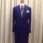 soprabito in lana e cashmere sfoderato modello tredue bottoni. Interamente ribattuto.
